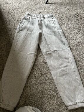 Lululemon Women’s Sweatpants